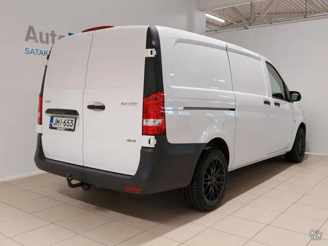 Mercedes-Benz Vito 114CDI 4x4 keskipitkä Autom. / Alv. / Vanerit / Pariovet Image 5